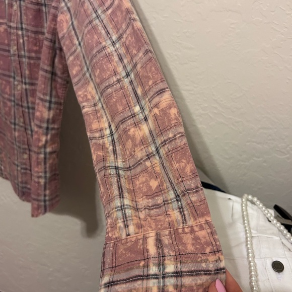 PACSUN  button down distressed shirt. Pinks, grey & black colors. Sz. Medium. - Picture 6 of 8